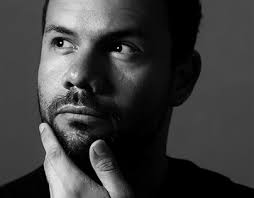 Bio Portfolio Projects :: Photos, videos, logos, illustrations and branding  :: Behance