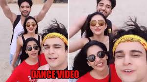 Still dating his girlfriend isha sharvani? Kumkum Bhagya Actors Mugdha Chaphekar Krishna Kaul Pooja Banerjee And Zeeshan Khan S Dance Video On Beach Goes Viral Iwmbuzz