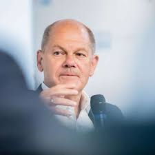 Herman eduard scholz was born on month day 1842, at birth place, to johann gottfried snr scholz, sr and anna rosina johanne christianne scholz (born walther). Scholz Spd Kandidat Schielt Auf Das Kanzleramt Fur Seinen Plan Muss Er Gar Nicht Erster Werden Politik