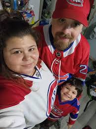 Good morning from Den/Don's Butcher Shop. Here our hours of operation  Monday to wendsday 7 to 6 Thursdays and Fridays 7 to 7 Saturday and Sunday  7 to 5 Thx 705-753-9500