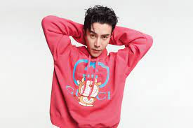 Lawrence wong shyun tsai mp (born 18 december 1972) is a singaporean politician. Actor Lawrence Wong Wants To Do It All Entertainment News Top Stories The Straits Times