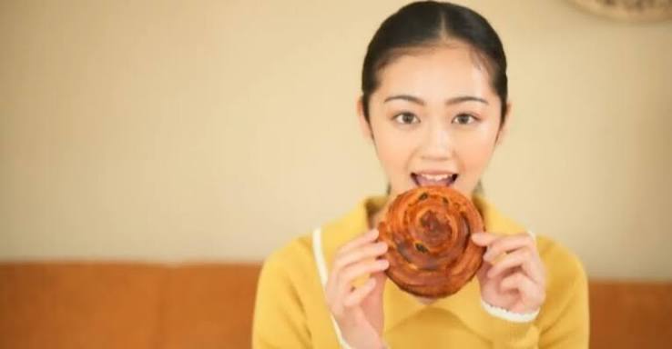産後に食欲が止まらない！原因と対策方法を解説｜🌿 ママのための栄養学 🌿
