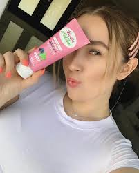 Bella All Natural COCONUT CHARCOAL TOOTHPASTE La mejor pasta  blanqueadora!!! Codigo KENIA ✨ www.bellaallnatural.com #bellaallnatural  #teambella