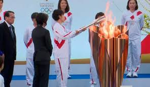 Haritada, japonya ve kore arasındaki tartışmalı ada, japonya'ya bağlı gösterildi. Olimpiyat Mesalesi Tura Basladi