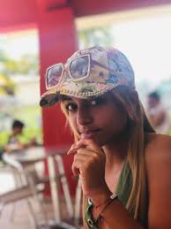 Valery Martinez (@valery.martinez.813666) • Facebook