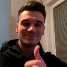 Alen in Adis Agić👍Srečno!