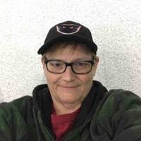 Brenda Knapp's Instagram, Twitter & Facebook