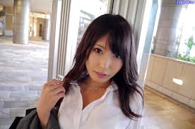 有村千佳 母性溢れるデリヘル嬢に嘘をついて童貞のふりをしたらセックスさせてくれた | エッチな写真