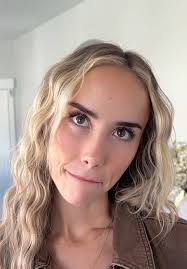 Dogs and Dating: A Comedic Encounter