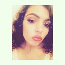 Danielle barlow (@dannibarlow94)