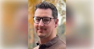 Cindy Ream's Instagram, Twitter & Facebook