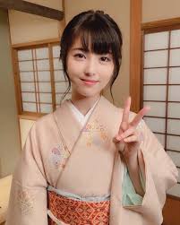 That's a tribute to the famous japanese actress, hamabe minami (浜辺美波). 210 Ide Minami Hamabe Di 2021 Wanita Wanita Cantik Kecantikan
