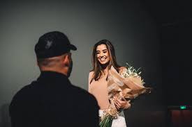 A aglomeração de pessoas durante a cerimônia foi um dos motivos. Cantora Isadora Pompeo Aceita Pedido De Casamento De Thiago Maia