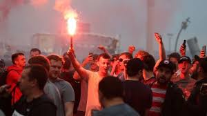 Liverpool news is a site for liverpool fans to get all the latest news about liverpool in one. Liverpool Crowds Celebrating Title Win Despite Coronavirus Fears Told To Leave Bbc News