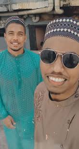 Eid Mubarak to all my buddy's 😍 How is going your Eid ? Prospect all are  enjoying yourself with your family,crony ,relatives and love 😍 My Eid is  going alhamdulilla 🖤 Feeling