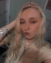 Any painting or cleaning jobs in Villa Rica area?