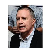 Garantizando igualdad para empresas paraguayas, Arnoldo Wiens asumió  ministerio de Obras Públicas