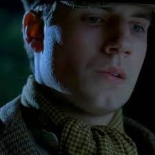 tb Henry Cavill as Stephen Colley in ”I capture the castle" 2003. pic I  love is followed by 4 short clips of the movie:) for the ones…