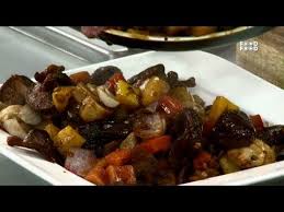 Pan Fried Mushrooms Sanjeev Kapoor S Kitchen Chilli Recipes Indian Food Recipes Chilli Mushroom Recipe