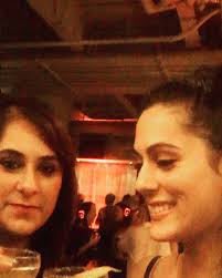 Happy Birthday to my beautiful, talented and inspiring big sister @sh4r4n.b  I really hope to see you soon and give you the biggest hug. Love you 🌟💕