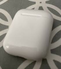 5 out of 5 stars. Apple Airpods With Charging Case White 888462858410 Ebay Unlock My Iphone Ebay Things To Sell