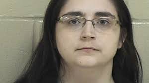 Benton woman accused in theft of kitchenware from Shreveport business