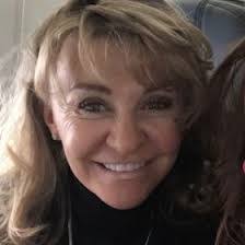 Mindy Merrill's Instagram, Twitter & Facebook