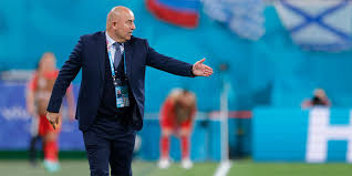 Как и не буду говорить, должен черчесов уйти или остаться. Stanislav Cherchesov Ob Uhode Iz Sbornoj Rossii Ne Privyk Ostavlyat Vojsko Na Pole Boya