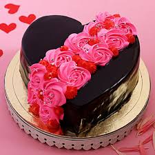 Collection by it's your day! Buy Send Roses On Heart Designer Cake Half Kg Online Ferns N Petals