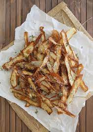 Crispy Potato Strips By Runningtothekitchen A Fun Alternative To Fries And Made Even More Delicious With Freshly Grated Parmesan Recipes Food Cooking Recipes
