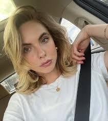 Katherine Neff's Instagram, Twitter & Facebook