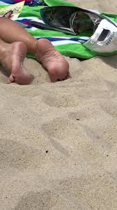 Blonde Milf Beach Soles - Candid Footography - SDMOV