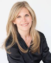 Ellen Schweitzer's Instagram, Twitter & Facebook