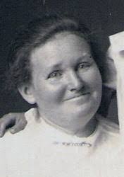 Laura Frankland's Instagram, Twitter & Facebook