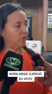 #ATENCIÓN Nora Arias, candidata a la alcaldía de Catamayo, ejerció su voto  en la Unidad Educativa Ovidio Decroly. @noraariascordova