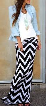Black And White Striped Skirt Outfit Ideas Black And White Striped Print Slim Maxi Skirt Casual Outfit Idea Black White Stripes Beach Dress Coverup Chevron Maxi Skirts Fashion Chevron Dress Maxi