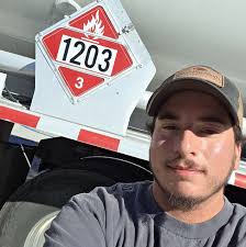 Can a smaller person handle lifting 90lb tarps for a flatbed trucking job  in Montana?