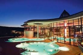 Was Gibt Es Schoneres Als An Kalten Herbst Oder Wintertagen In Eine Welt Von Warme Duft Und Wohltuender Pflege Einz Therme Deutschland Wellnessurlaub Therme