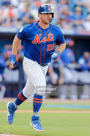 Pete Alonso Of The New York Mets In Action Against The Atlanta Braves New York Mets Ny Mets Baseball New York Mets Baseball