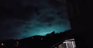 Incredible Footage Filmed During The New Zealand Earthquake Shows The Night Sky Lighti New Zealand Earthquake Mexico City Earthquake Countries Around The World