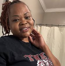 Let's give a warm welcome to our new members that have joined our little  Jingle Street family 🥰🎅🥰 Kassie Franklin