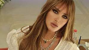 Seren serengil, 1971 yılında i̇stanbul'da doğmuştur. Seren Serengil In Saglik Durumu Nasil Seren Serengil E Ne Oldu