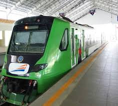 Pt.kereta api indonesia (pt kai) mengoperasikan kereta api kalijaga untuk melayani rute perjalanan semarang ke solo maupun rute sebaliknya. Jadwal Kereta Api Bandara Padang Minangkabau Berangkat Lima Kali Harga Tiket Dan Rute Terbaru Marchelloka Com