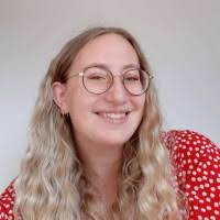 300+ "Specht" profiles