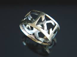 Dwarven Nordic Ring Double Layered Ring Made Of Silver And Brass The Brass Layer Makes Up The Top And Bottom Bands As W Rings For Men Jewelry Making Jewelry