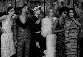 Página oficial da cantora ivete sangalo. Brasileira Filha De Empregada Domestica E Destaque Do Desfile Da Chanel Tudo Pop