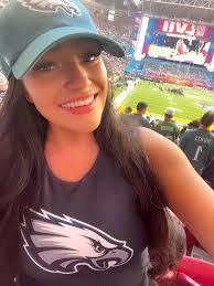 Elisha Buckingham's Instagram, Twitter & Facebook