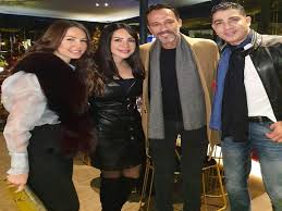 وشاركت الكاتبة إنجي علاء جمهورها بمجموعة صور لها مع زوجها وأولادهم. ØµÙˆØ± Ø³Ù‡Ø±Ø© Ø¹Ø´Ø§Ø¡ ØªØ¬Ù…Ø¹ ÙŠÙˆØ³Ù Ø§Ù„Ø´Ø±ÙŠÙ ÙˆØ²ÙˆØ¬ØªÙ‡ Ø¨Ù€ Ø¯Ø§Ù†ÙŠ Ø£Ù„ÙÙŠØ³ ÙˆØµØ¯ÙŠÙ‚ Ù…ØµØ±Ø§ÙˆÙ‰