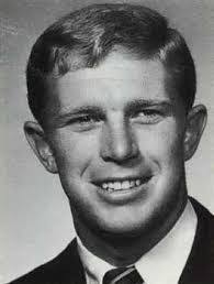 Julie Pitcher's Instagram, Twitter & Facebook