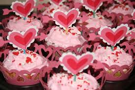 See more ideas about cake decorating, cake decorating tutorials, cake. 8 Best Cupcake Decorating Classes In Nyc Insider Monkey